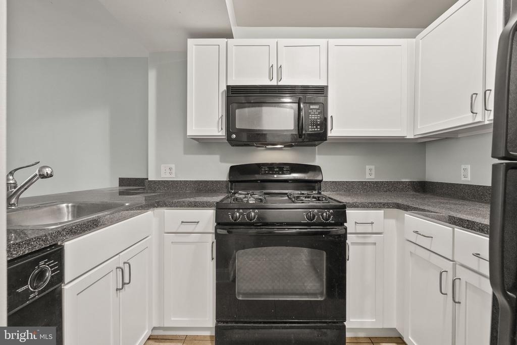800 4th Street Sw - Photo 6