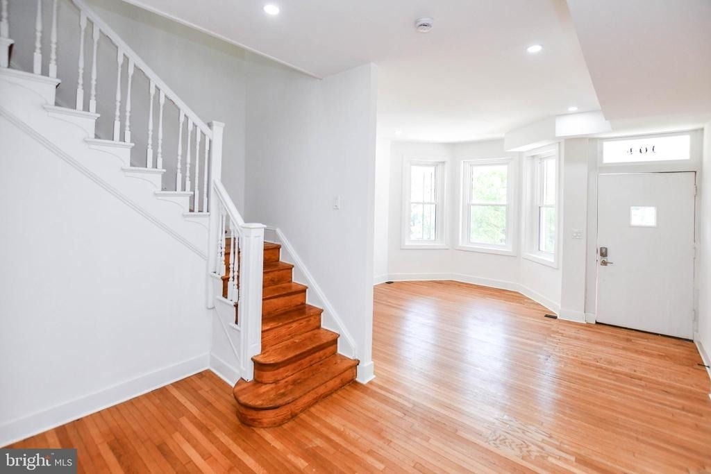 104 R St #a Ne - Photo 5