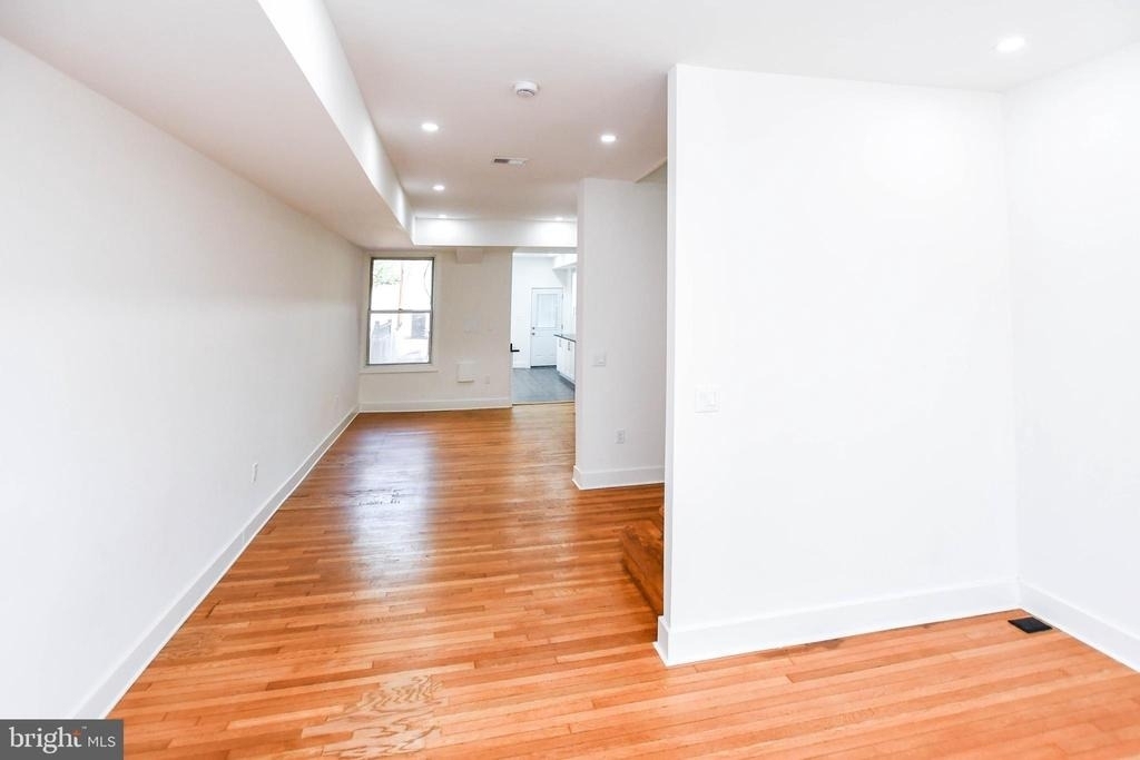 104 R St #a Ne - Photo 1