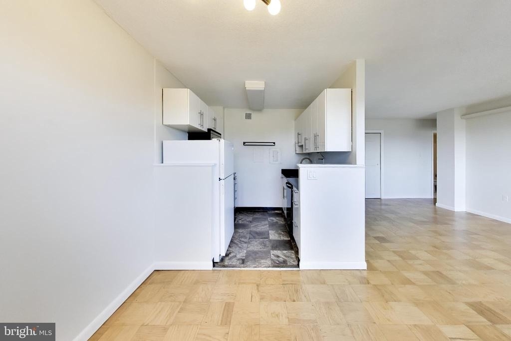 1816 New Hampshire Avenue Nw - Photo 4