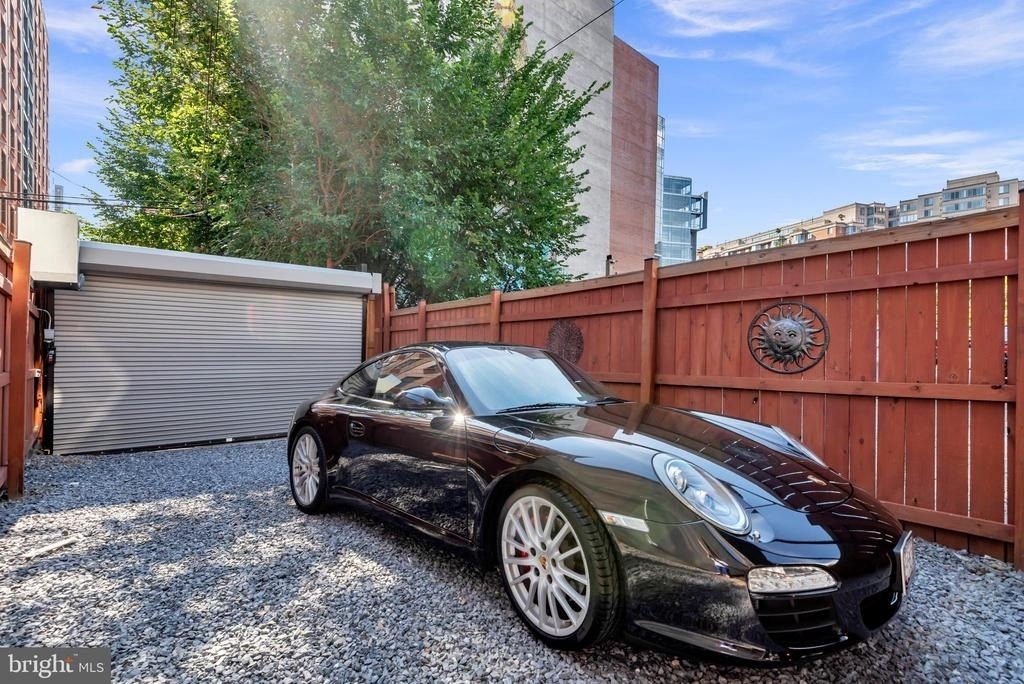915 5th Street Nw - Photo 40