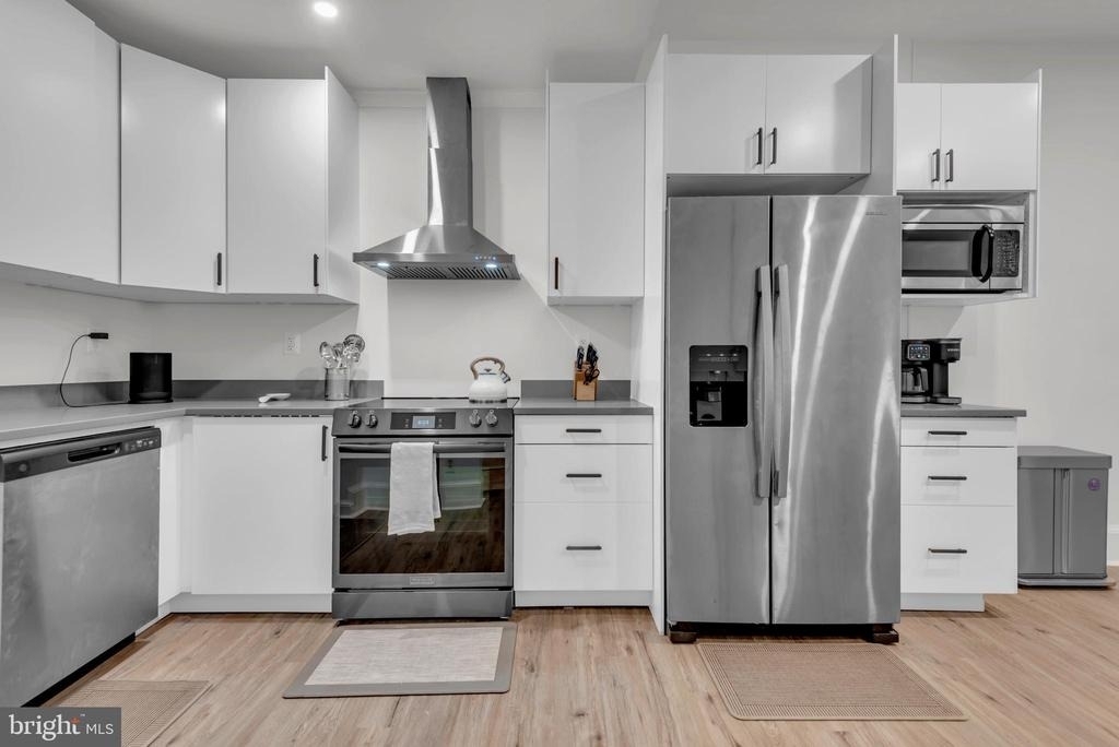 915 5th Street Nw - Photo 16