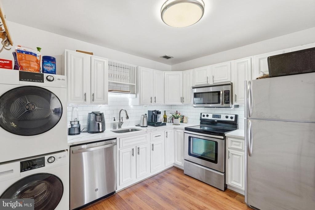 955 26th Street Nw - Photo 8