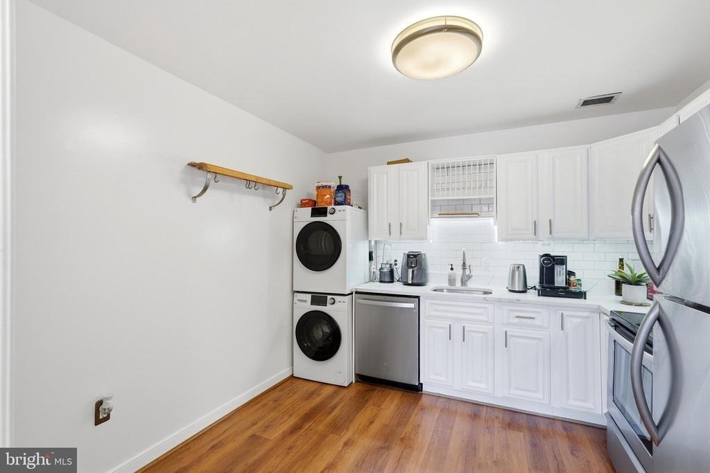 955 26th Street Nw - Photo 6