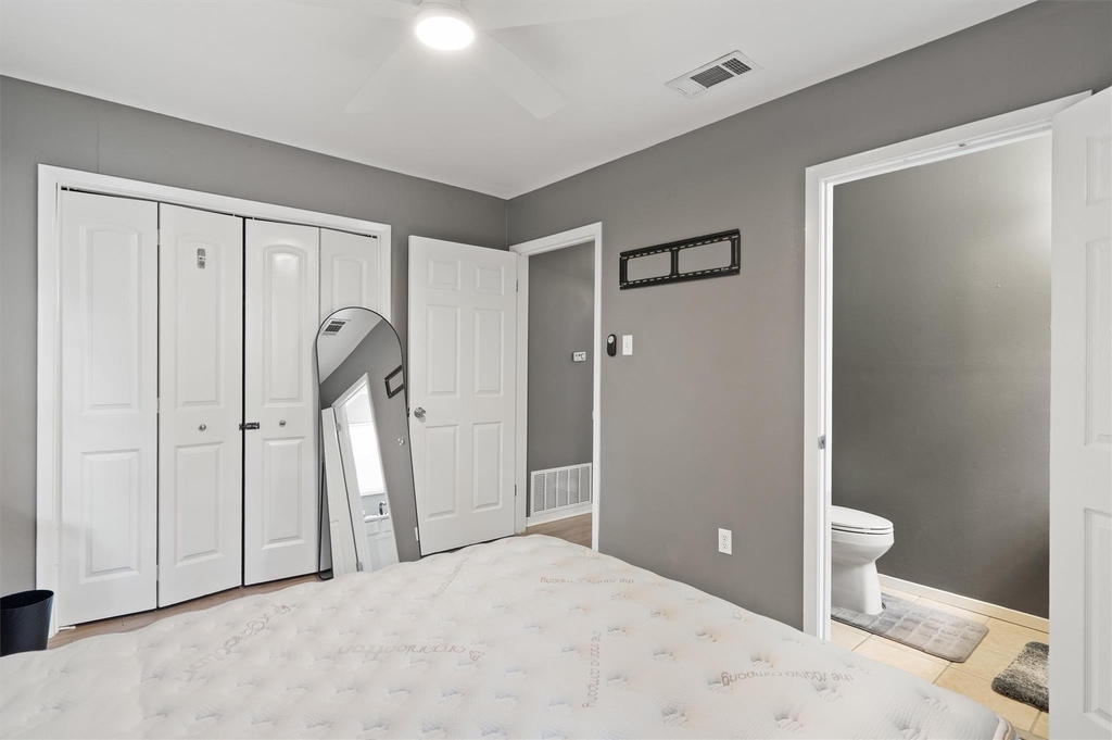 1182 Angelina St - Photo 13