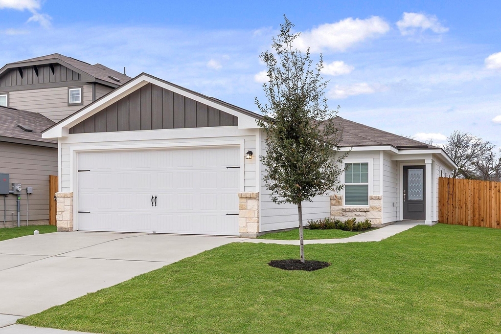129 Paradise Canyon Dr - Photo 0