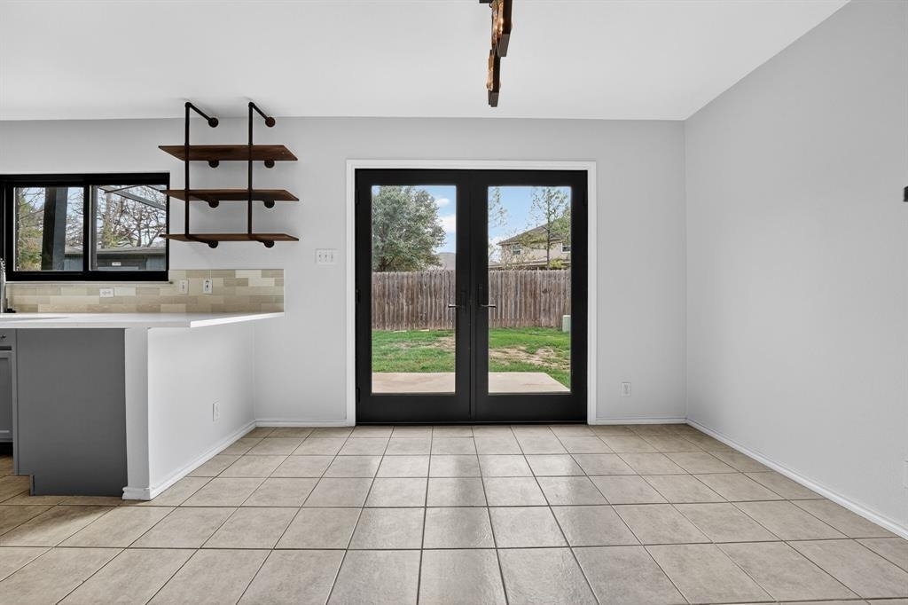 8409 Nairn Dr - Photo 14