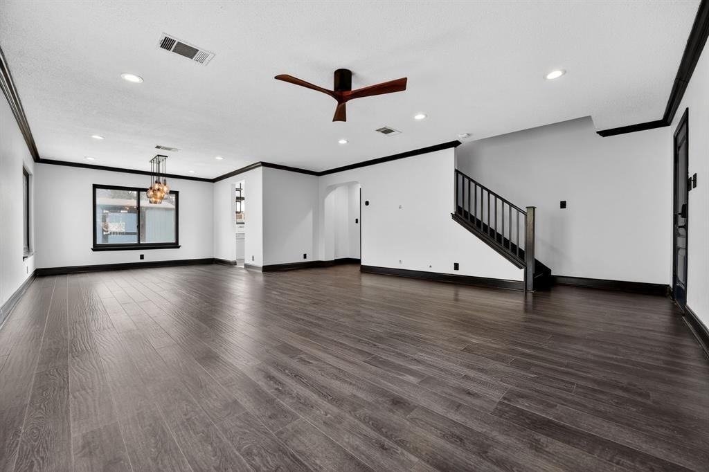 8409 Nairn Dr - Photo 2
