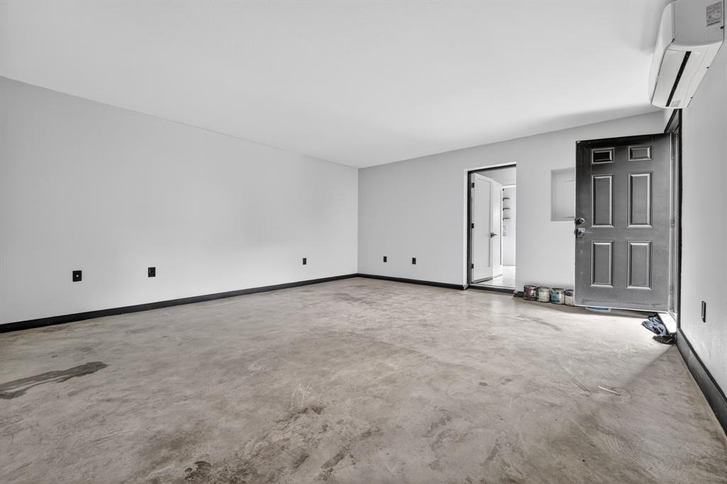 8409 Nairn Dr - Photo 33