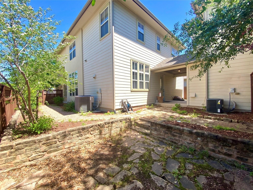 2009 Emma Long St - Photo 29
