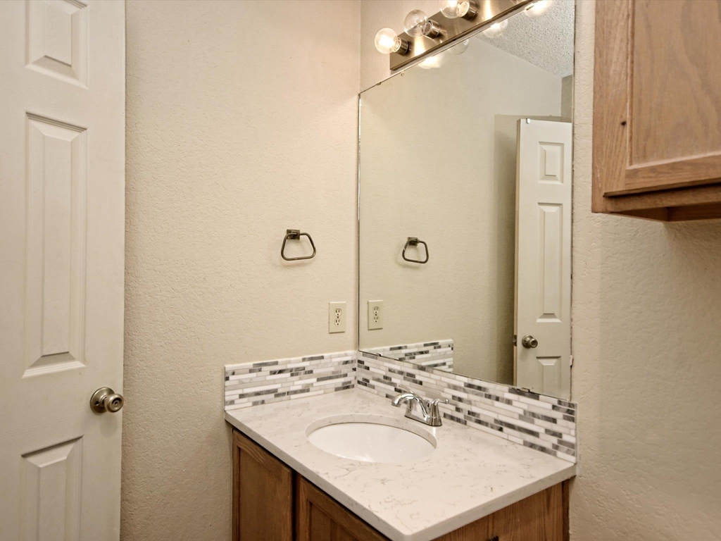511 Cutty Trl - Photo 12