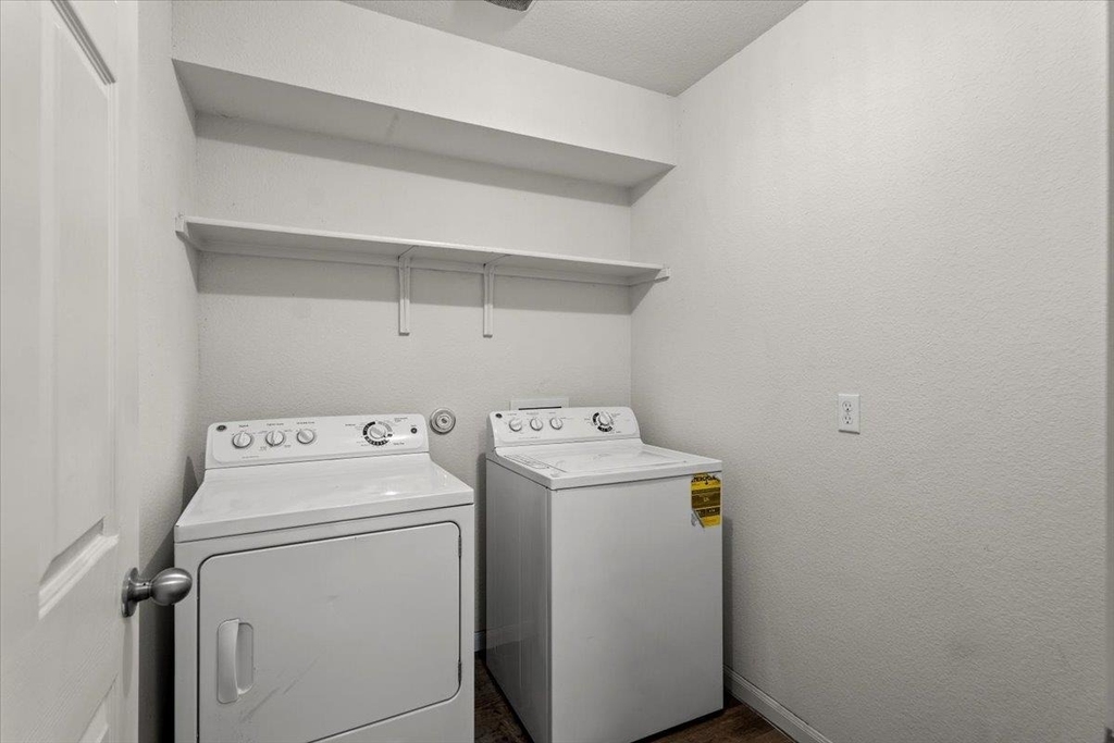 376 Musgrav Ave - Photo 15