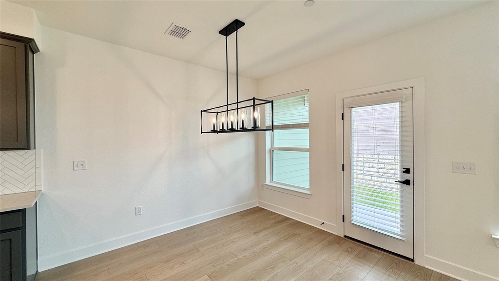 1016 Brickell Loop - Photo 8