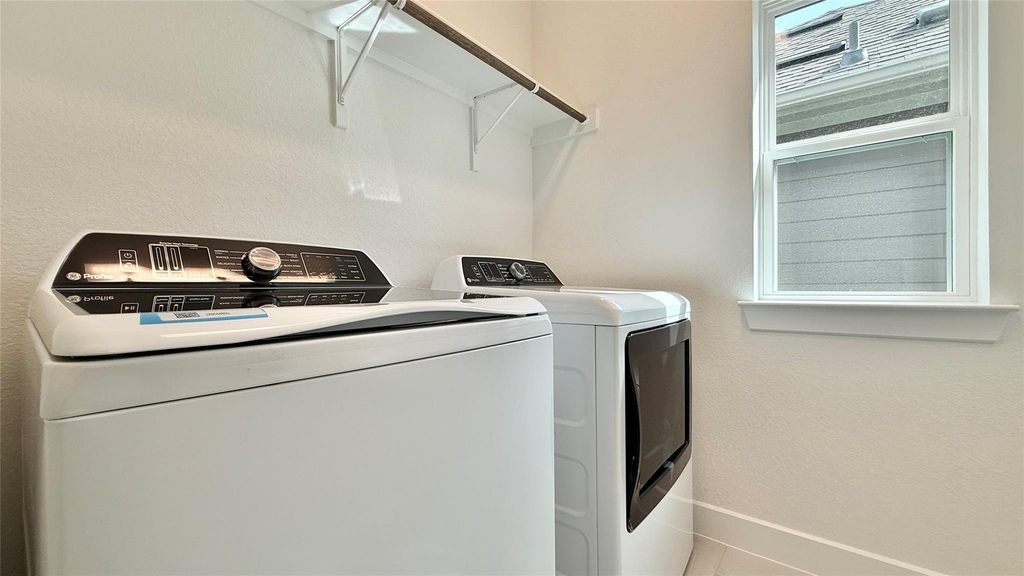 1016 Brickell Loop - Photo 21