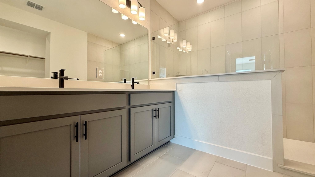 1016 Brickell Loop - Photo 18