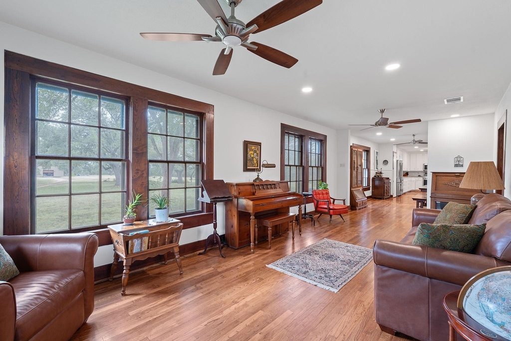 3468 Elder Hill Rd - Photo 4