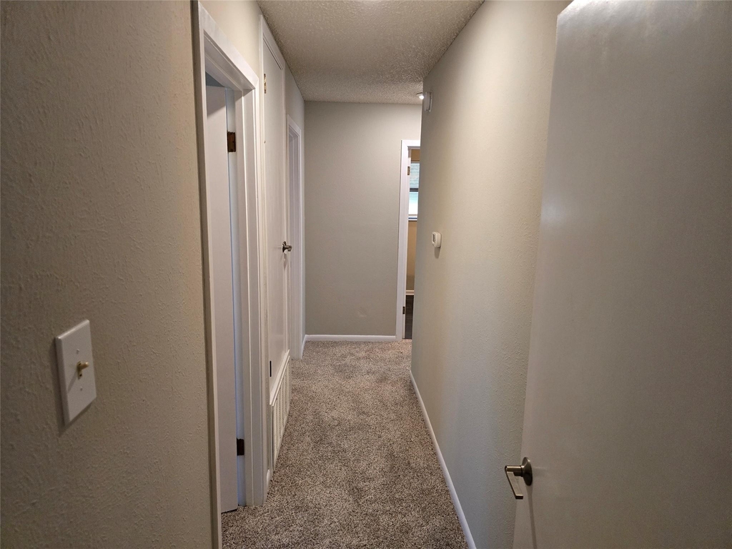402 Greenwood Dr - Photo 13