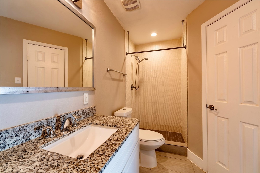 935 La Posada Dr - Photo 18
