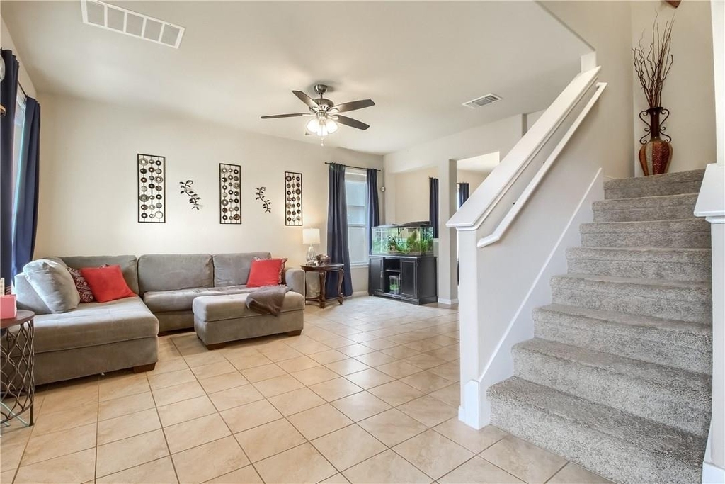 1408 Blake St - Photo 3