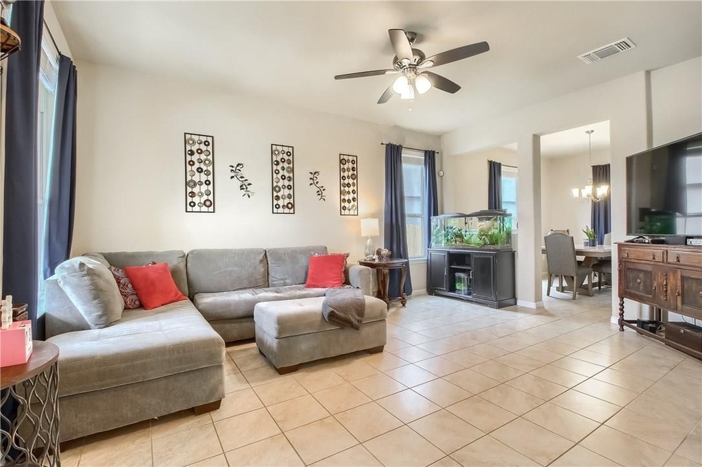 1408 Blake St - Photo 4