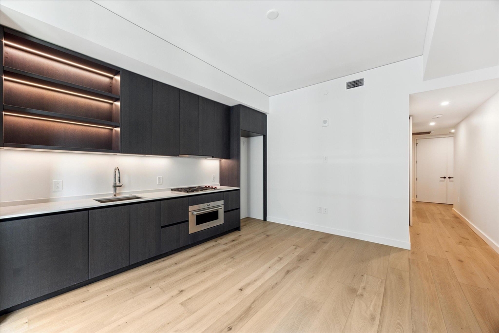 610 Davis St - Photo 9