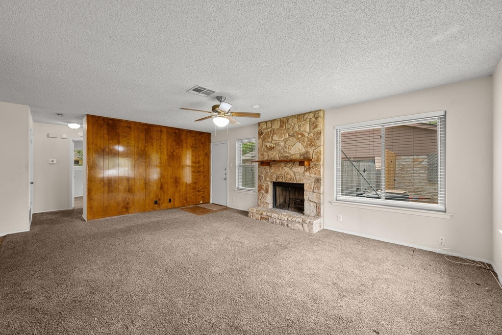 101 Norwood Dr - Photo 2