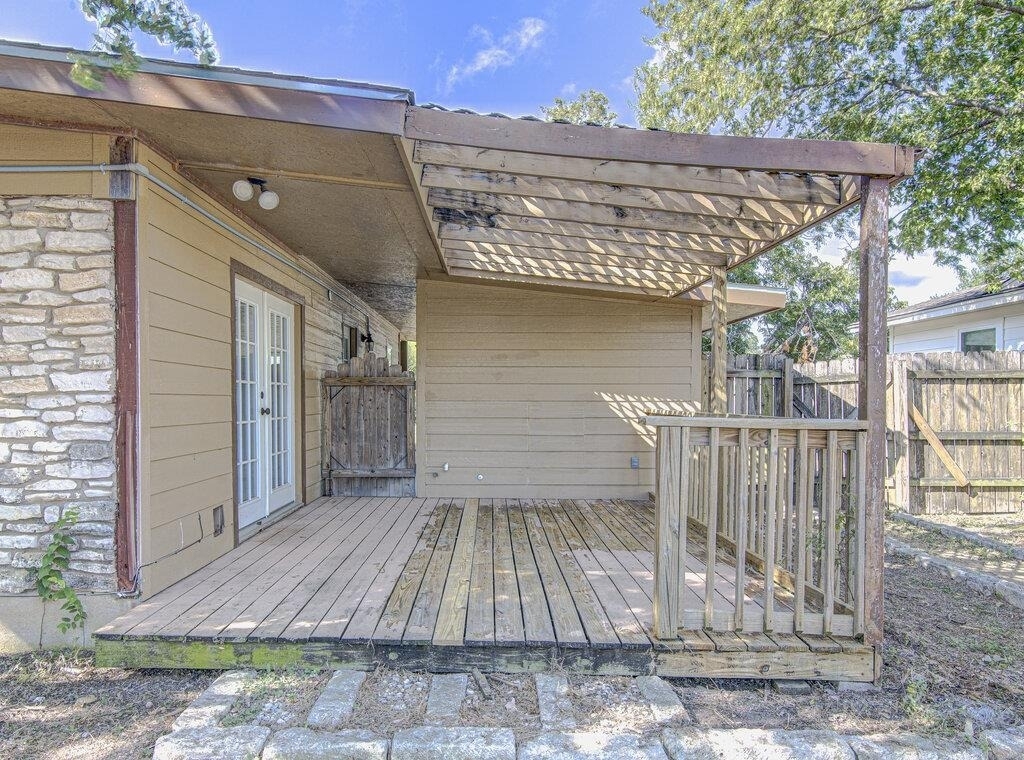 1410 Kamar Dr - Photo 16