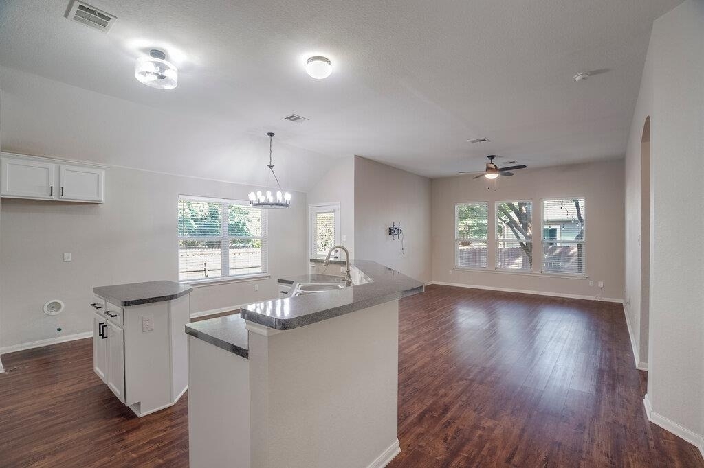 2985 Overland St - Photo 3