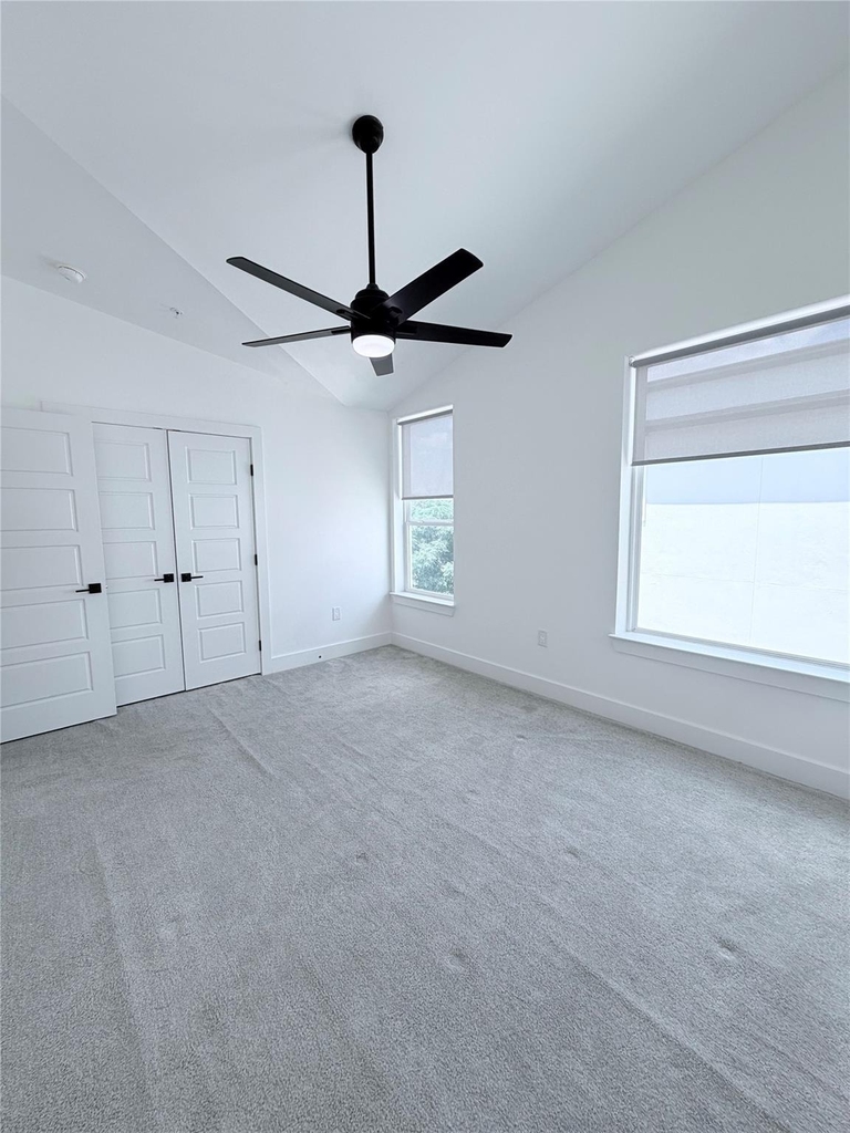 1417 Kramer Ln - Photo 11