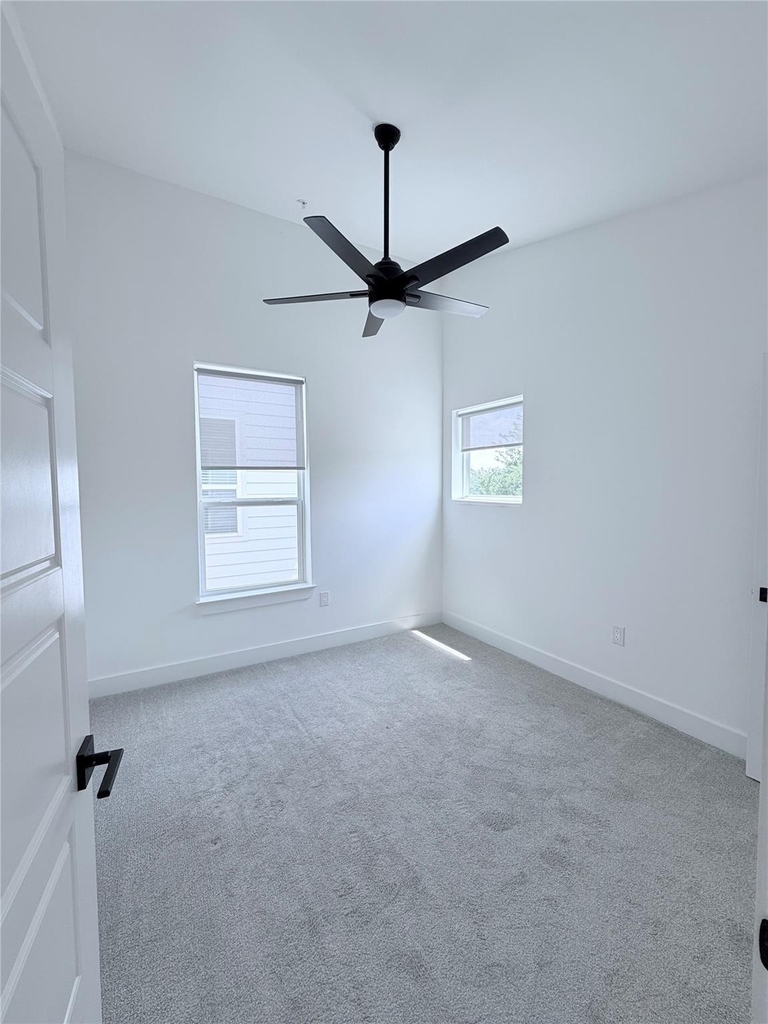 1417 Kramer Ln - Photo 22