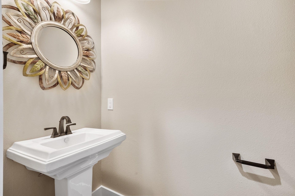 1704 Cedar Bend Dr - Photo 25