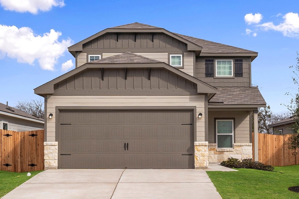 201 Paradise Canyon Dr - Photo 0