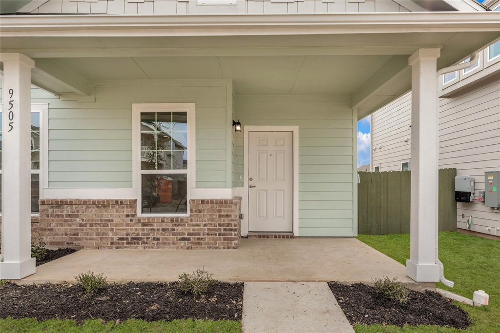 9505 Morning Iris Dr - Photo 3