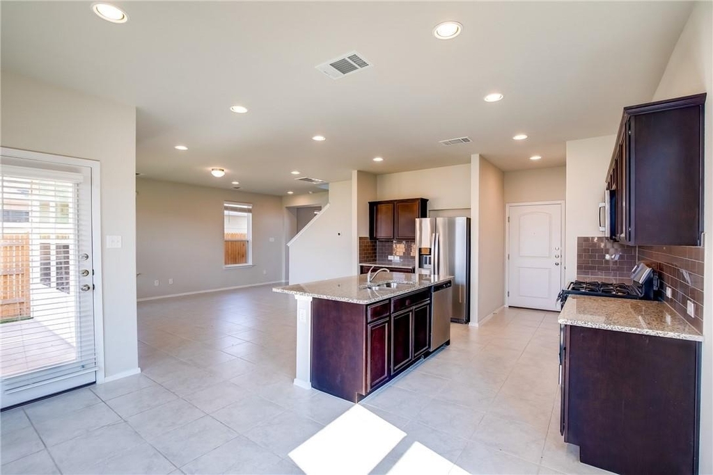 226 Trailside Ln - Photo 13