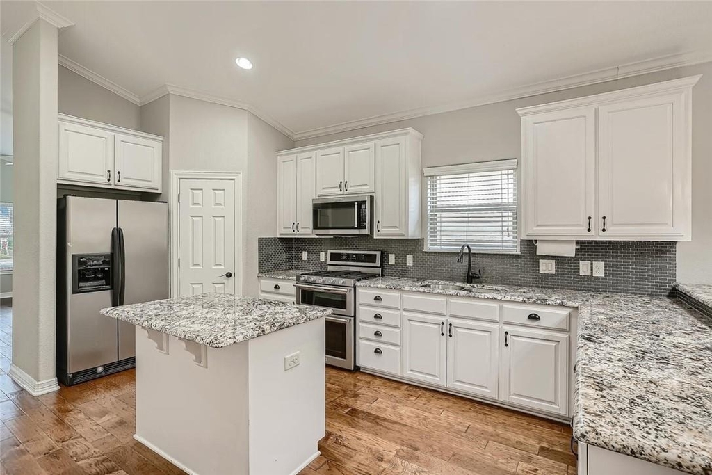 2800 Joe Dimaggio Blvd - Photo 3