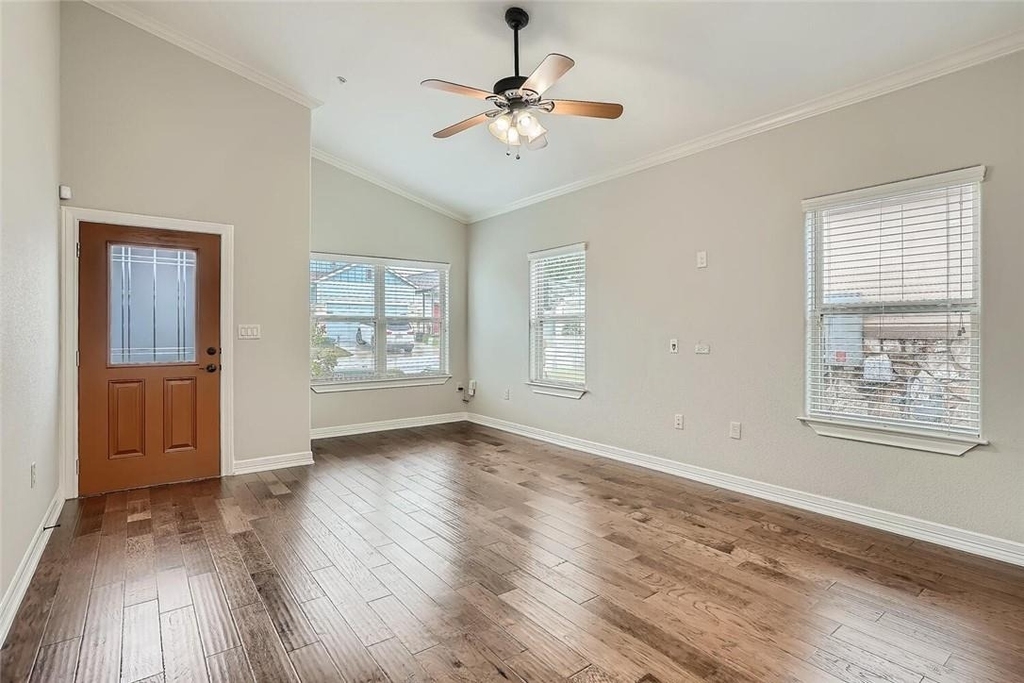 2800 Joe Dimaggio Blvd - Photo 2