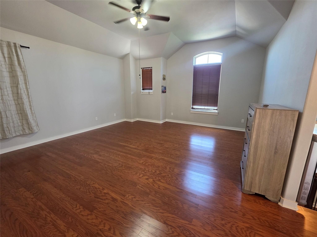16017 Mcaloon Way - Photo 9