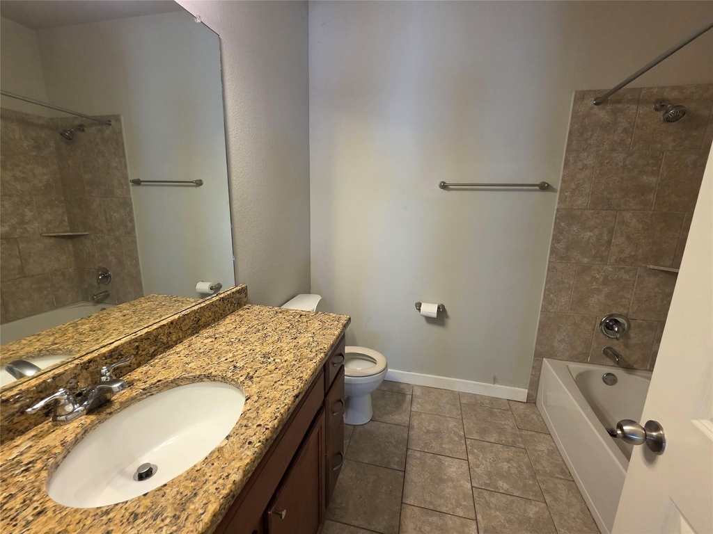 16017 Mcaloon Way - Photo 13