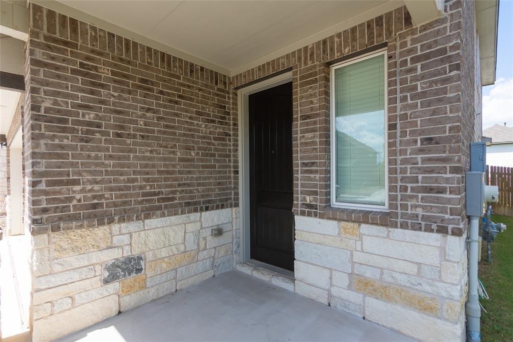 2500 Roosevelt Rd - Photo 2