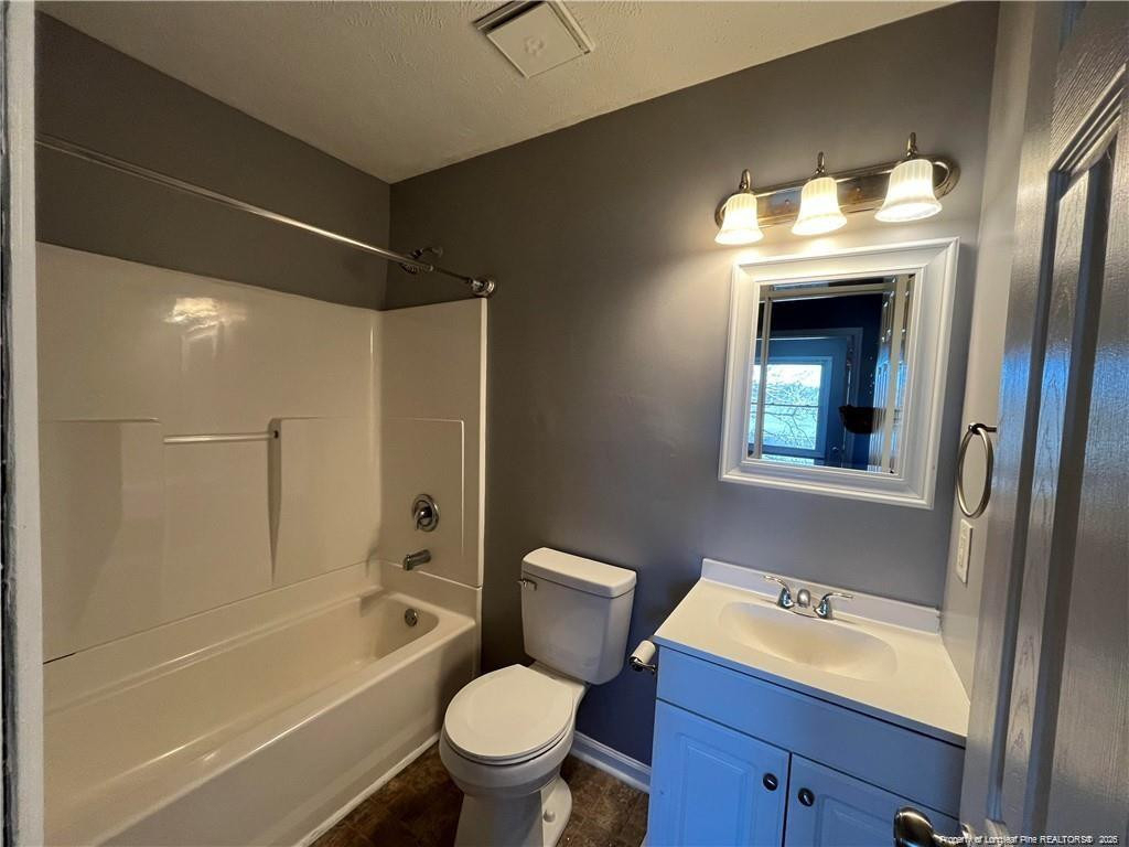 405 Kirkcaldy Court - Photo 9
