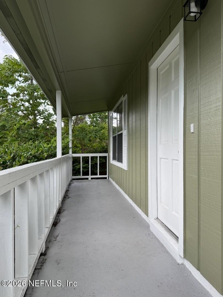 232 Aquarius Concourse - Photo 2