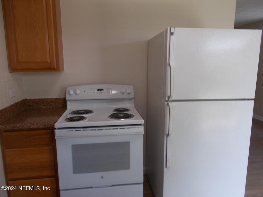 5730 Cruz Road - Photo 5