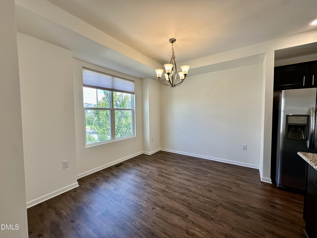 304 Skymont Drive - Photo 10