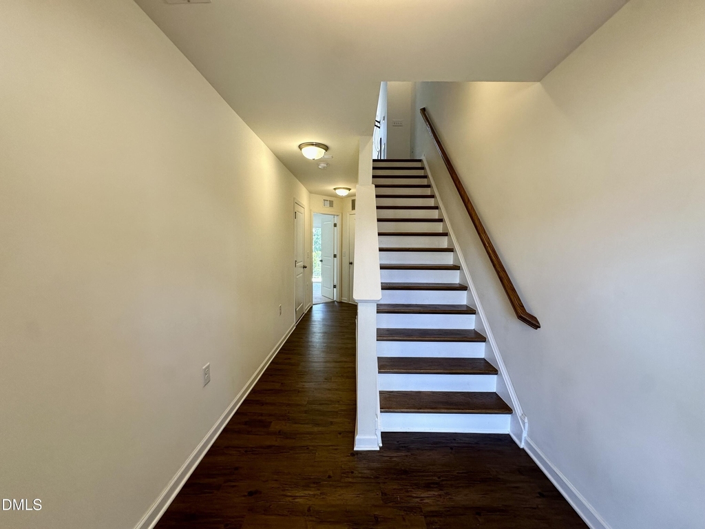 304 Skymont Drive - Photo 6