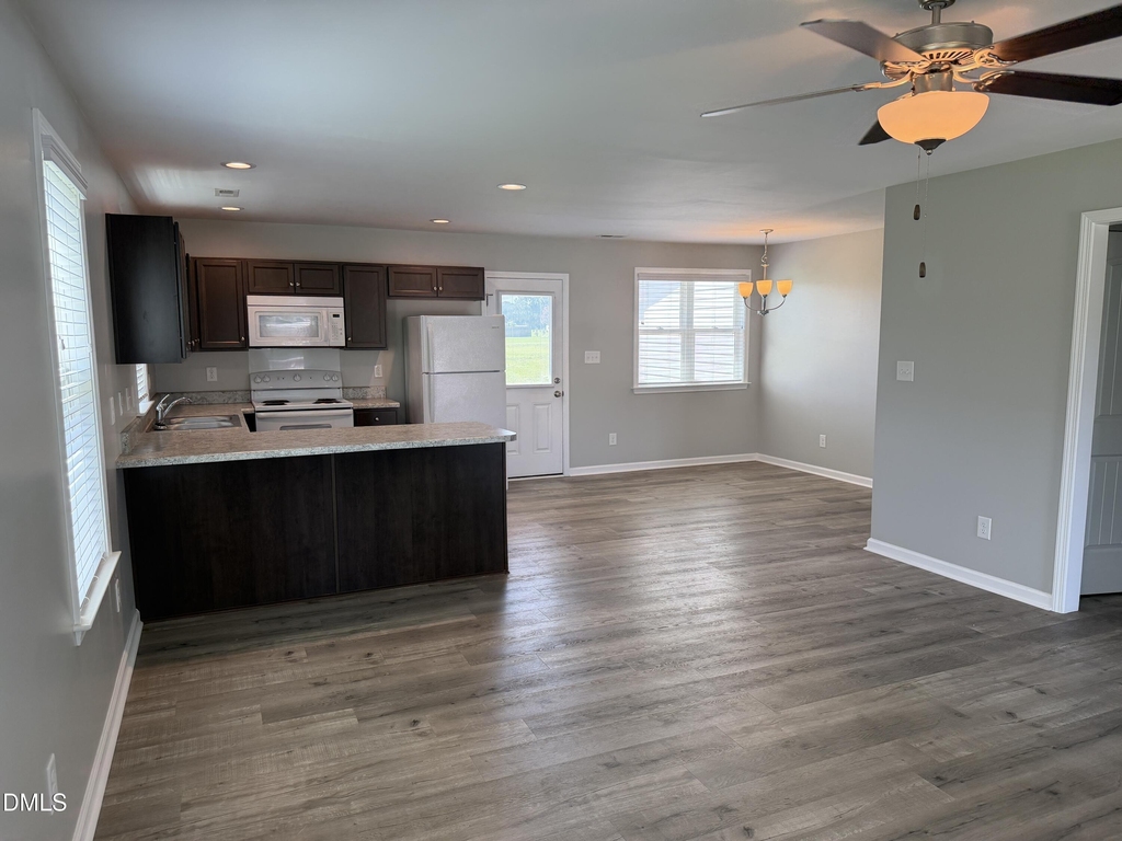 1577 N Carolina 39 - Photo 3