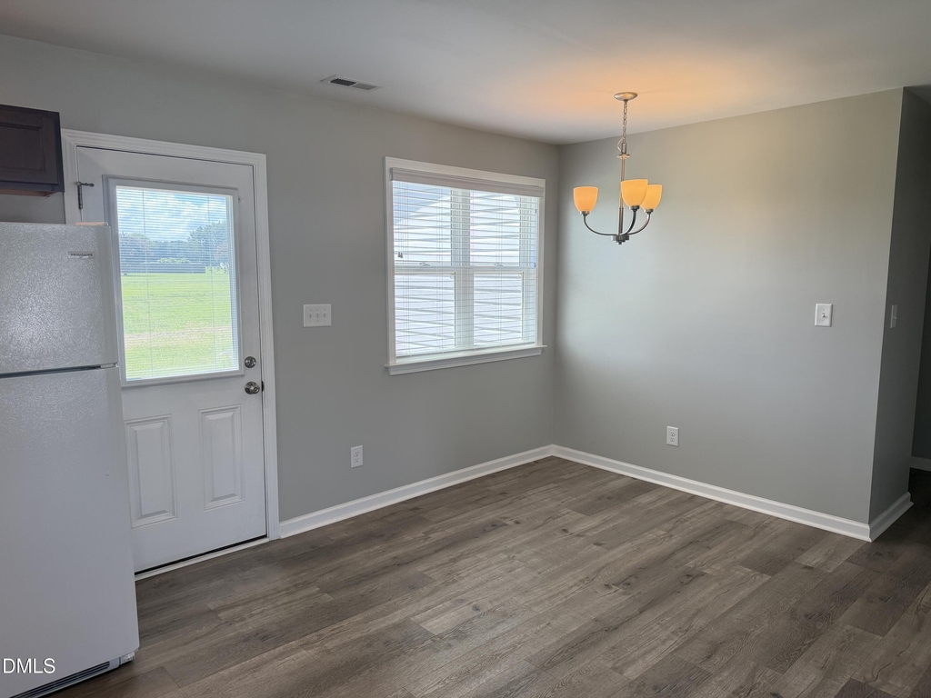 1577 N Carolina 39 - Photo 6