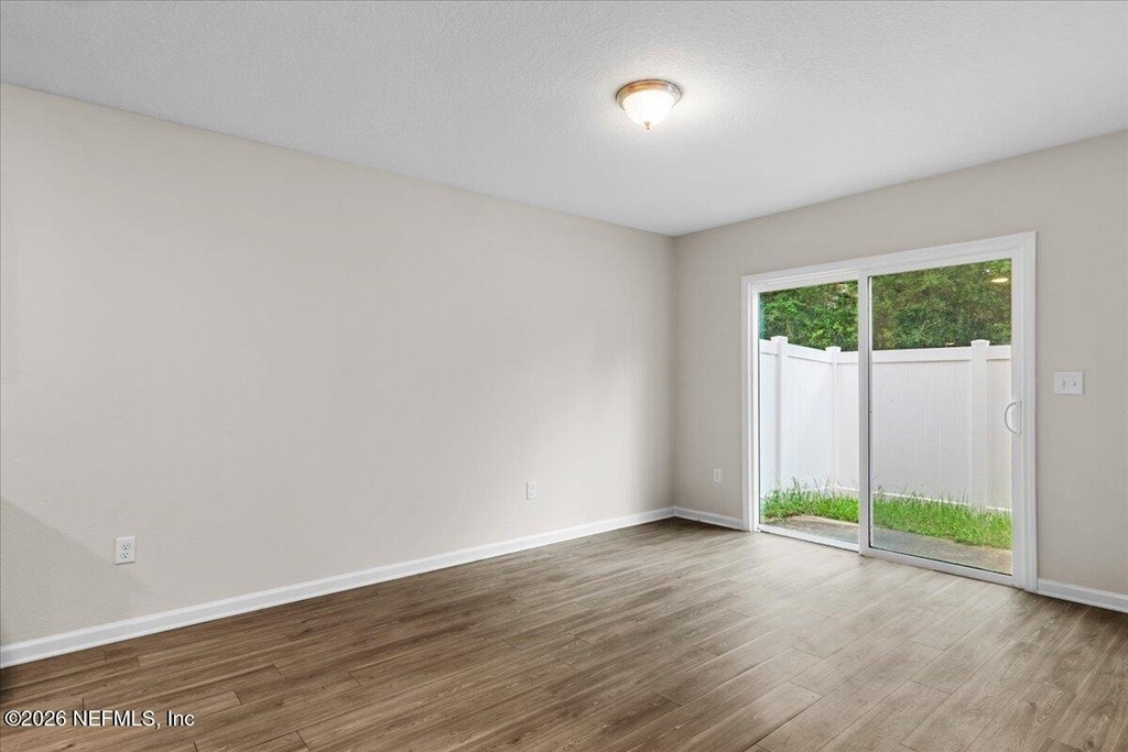 8206 Halls Hammock Ct Court - Photo 9