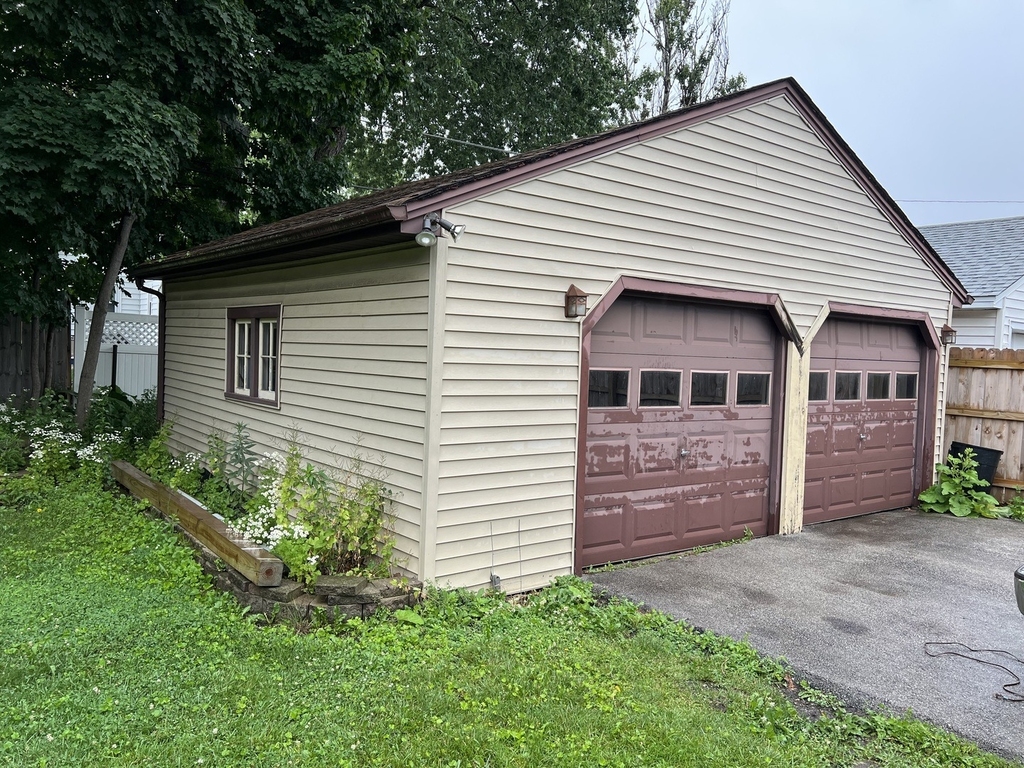 17 N Iowa Avenue - Photo 37