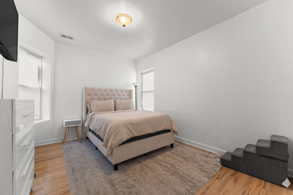 6722 S Ridgeland Avenue - Photo 5