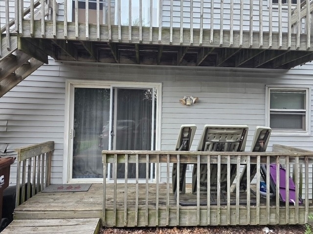 489 Eisenhower Street - Photo 2